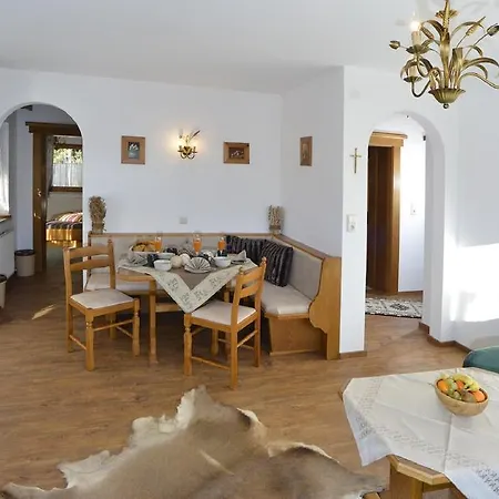 Apartment Rauth *