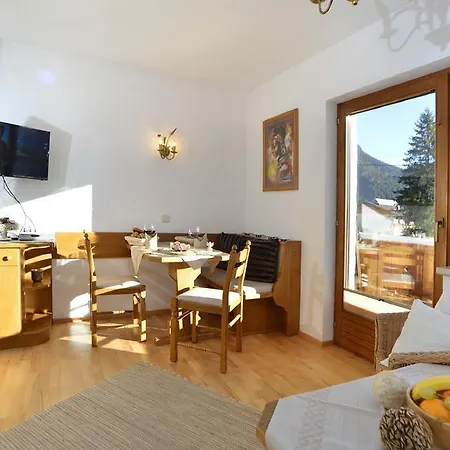 Apartment Rauth *